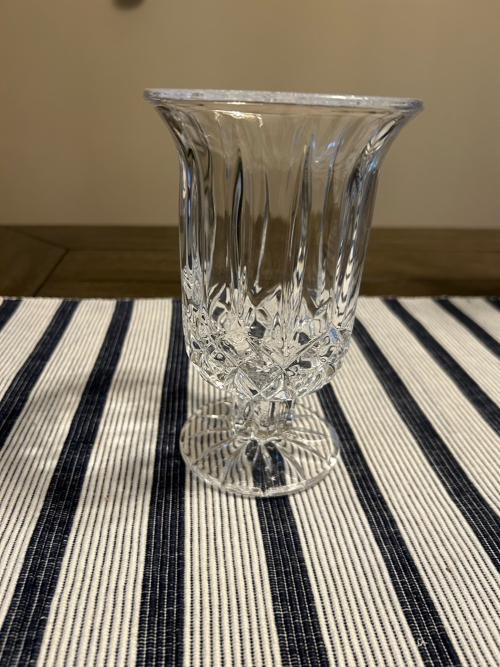 Deplomb Leaded Crystal Pedestal Vase